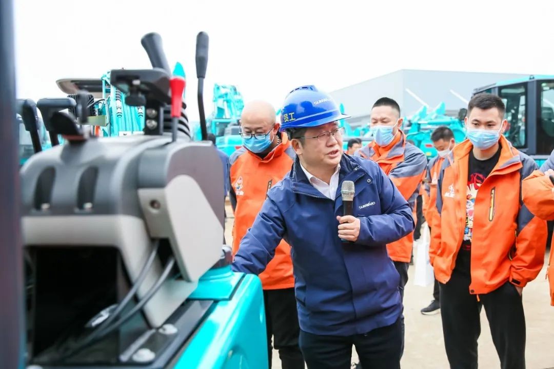 大国重器 壮哉星际官网注册！机友会微挖用户星际官网注册智能体验日