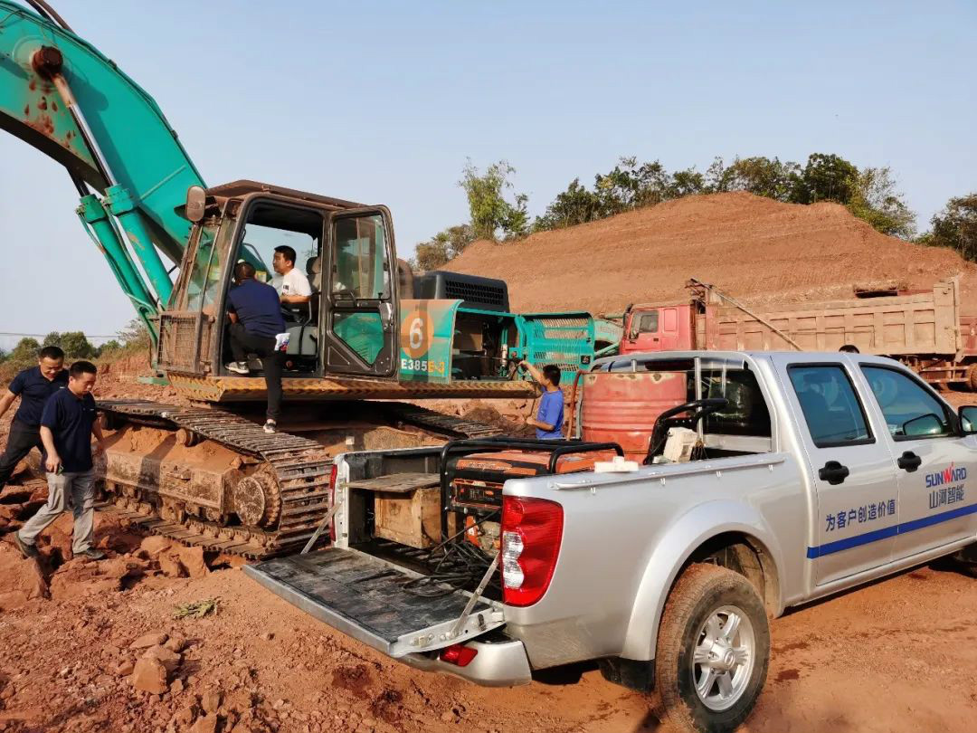 感恩相伴 关爱相随——星际官网注册智能服务万里行川陕实录