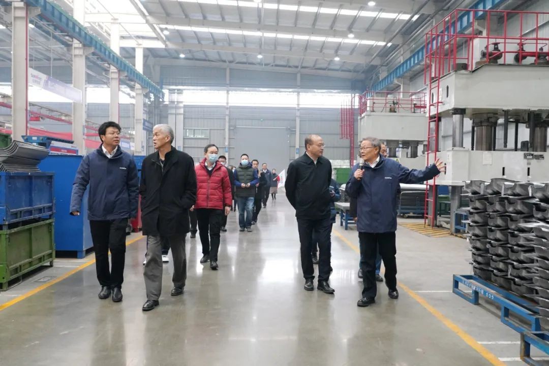 星际官网注册工业城来了500人的参观团