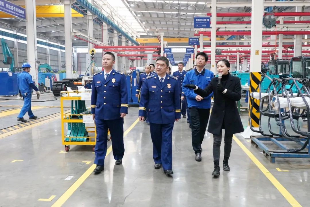 消防救援局考察星际官网注册智能无人化应急救援装备