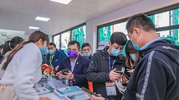 沸腾星际官网注册！宝马展收官之日订单破十亿