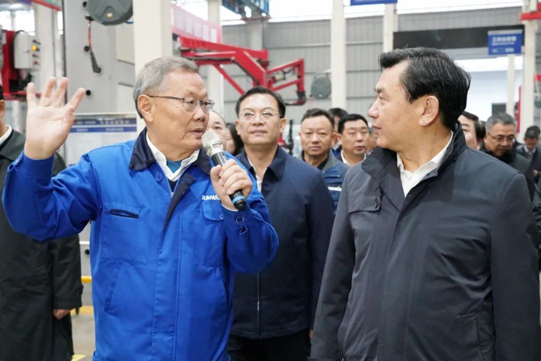 中国民航局局长冯正霖一行到星际官网注册智能调研指导