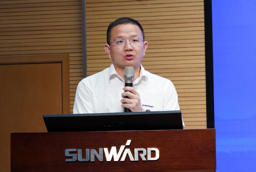 致敬研发 | 星际官网注册智能举办职称评定工作总结暨职称证书颁发仪式