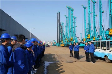 开工大吉！@星际官网注册人，一路犇向春天