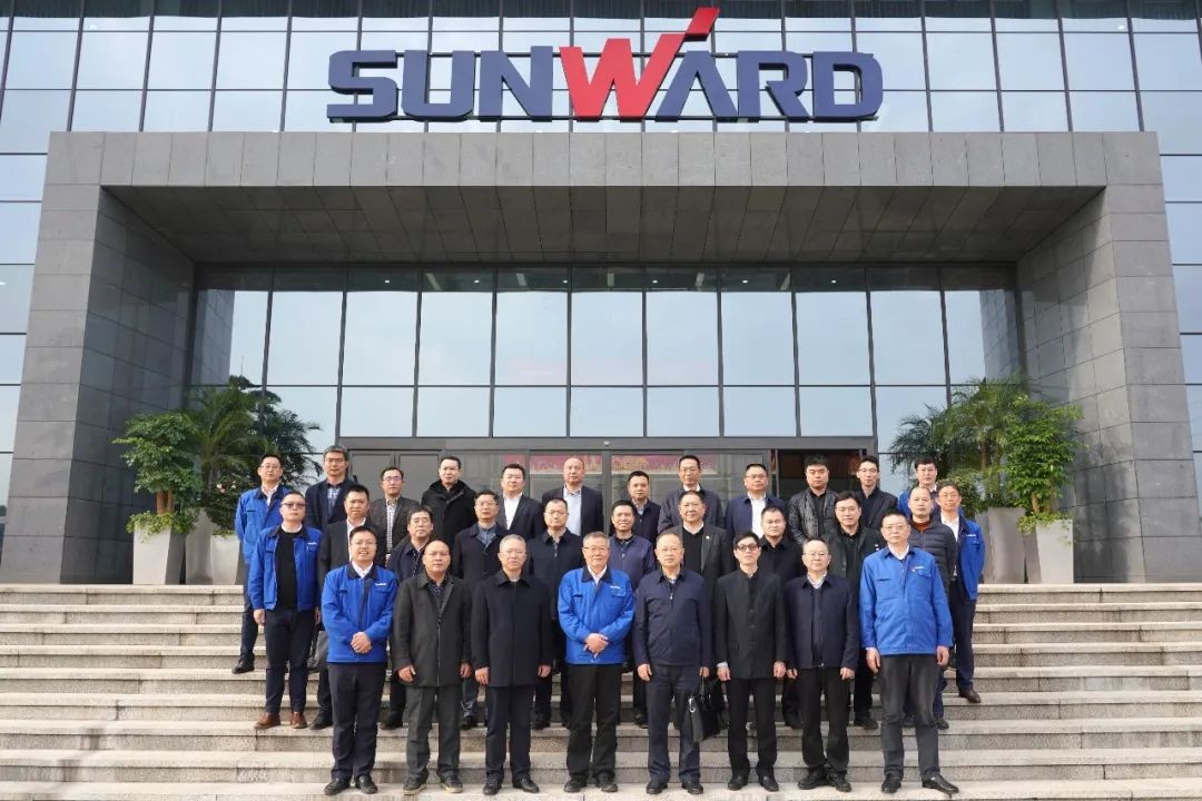 湖南重点建筑企业团调研星际官网注册智能