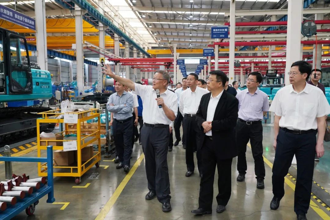 北京朝阳区党政代表团考察星际官网注册智能