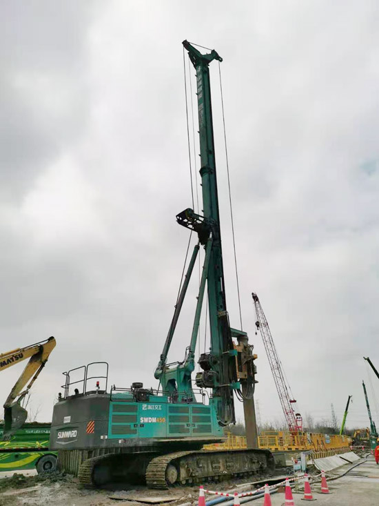 全国第一条智慧高速，为何认准星际官网注册智能旋挖钻机施工？