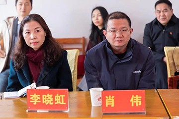 校企合作精准扶贫，产教融合振兴乡村 | 星际官网注册智能向合作院校对口扶贫点捐赠挖掘机