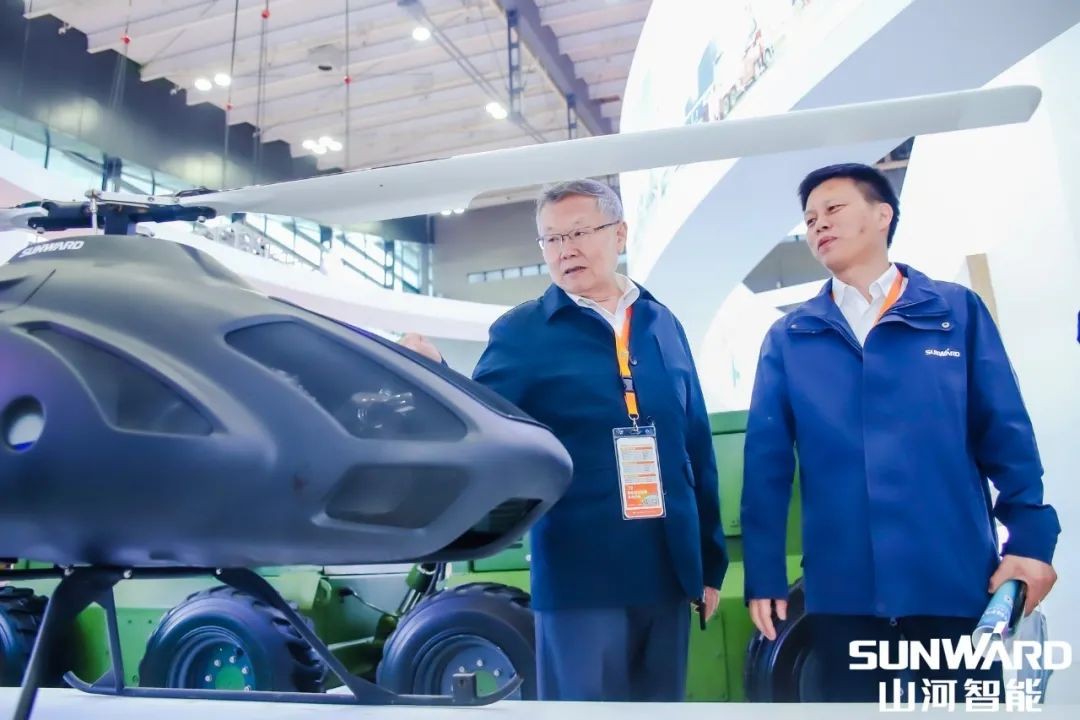 “星际官网注册绿”亮相长沙国际工程机械展，50余款产品尽显星际官网注册智能创新实力