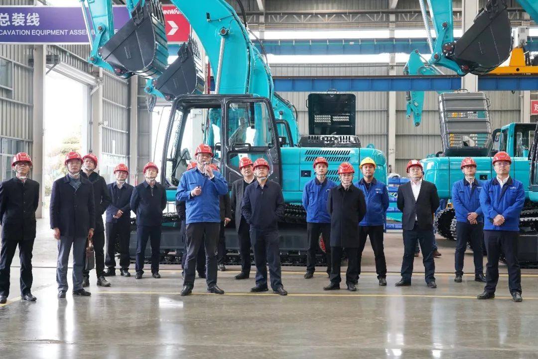 湖南重点建筑企业团调研星际官网注册智能