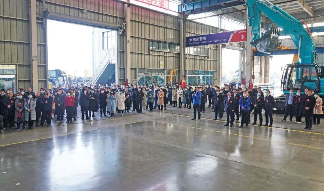 长沙县“两会”观摩团考察星际官网注册智能