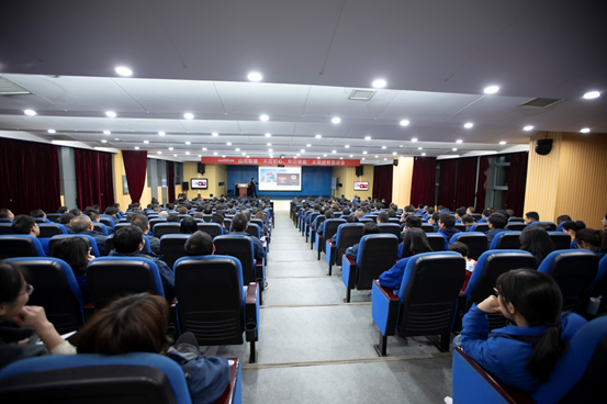 星际官网注册智能开展“不忘初心 牢记使命”主题教育宣讲活动