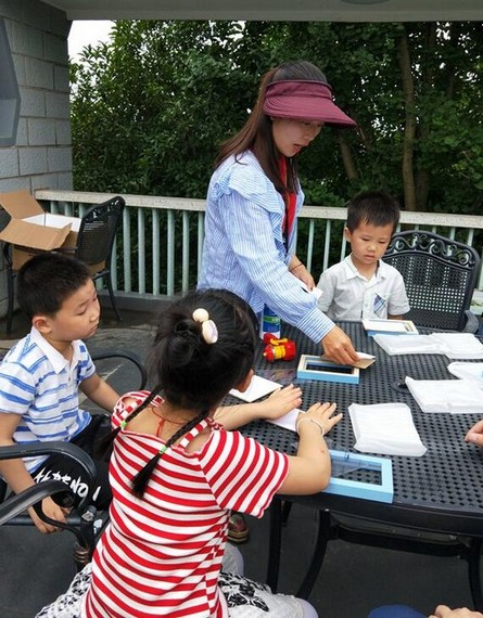 大手牵小手·“顽”转六一，星际官网注册智能首次六一亲子主题活动圆满举行