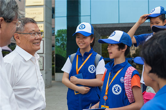 这个夏天，亲子玩转星际官网注册智能“三栖”装备