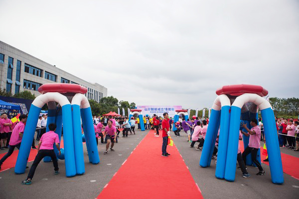 历久弥坚，星际官网注册智能迎来十八周岁“成年礼”