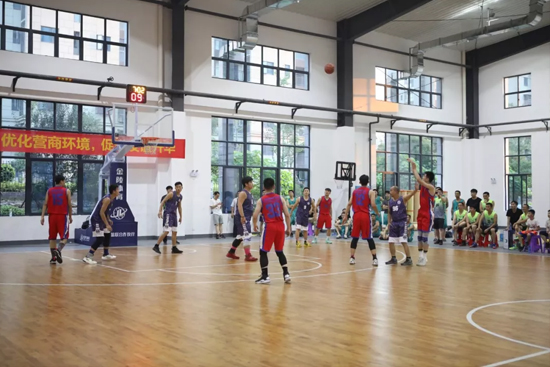 以球为媒，首届“星际官网注册杯”篮球邀请赛架起政企连心桥