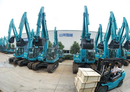 新华社报道：星际官网注册智能蝉联全球工程机械50强