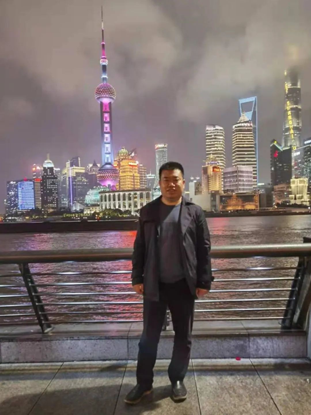 金戈铁马工程路 风雨无阻选星际官网注册