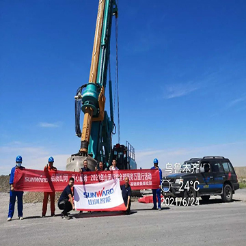 顶酷暑 走戈壁 2021年星际官网注册智能全球服务万里行走进新疆