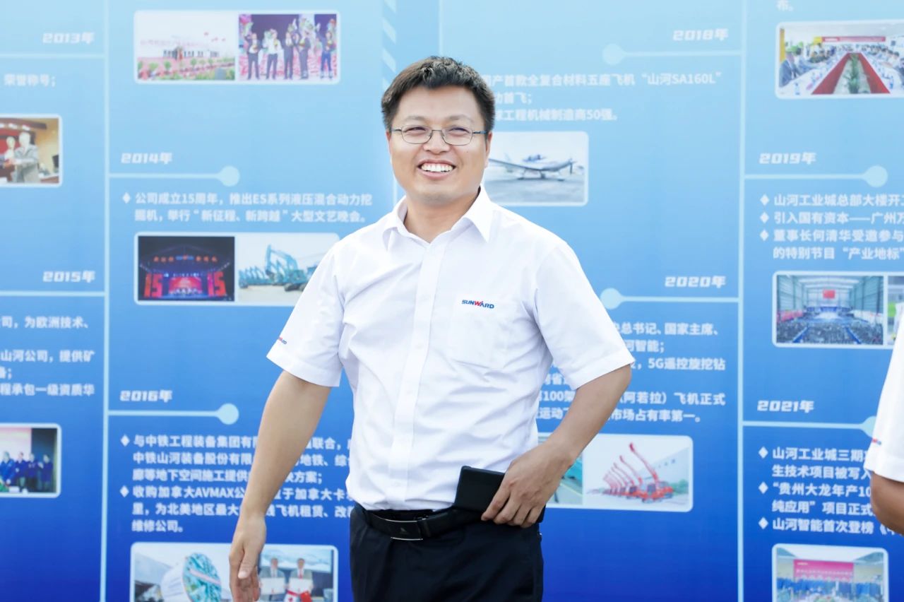 逛展超热闹！星际官网注册智能成果展示会高能名场面来袭