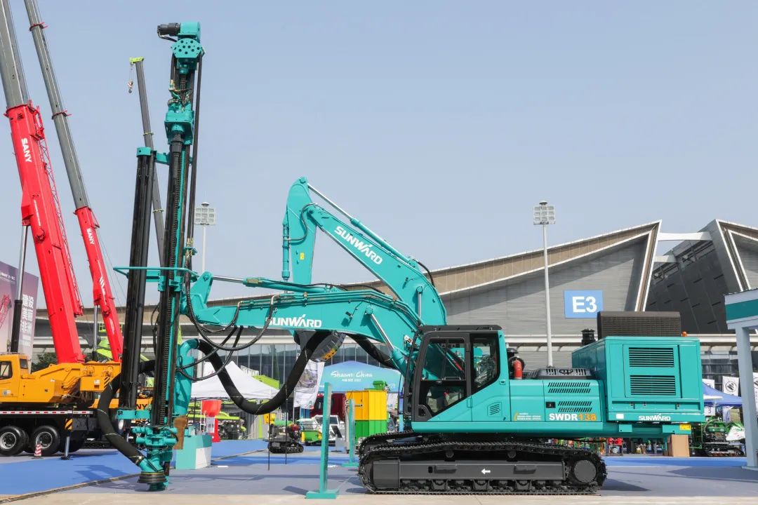 亮相中非经贸博览会！星际官网注册智能尽展工程机械国产品牌魅力