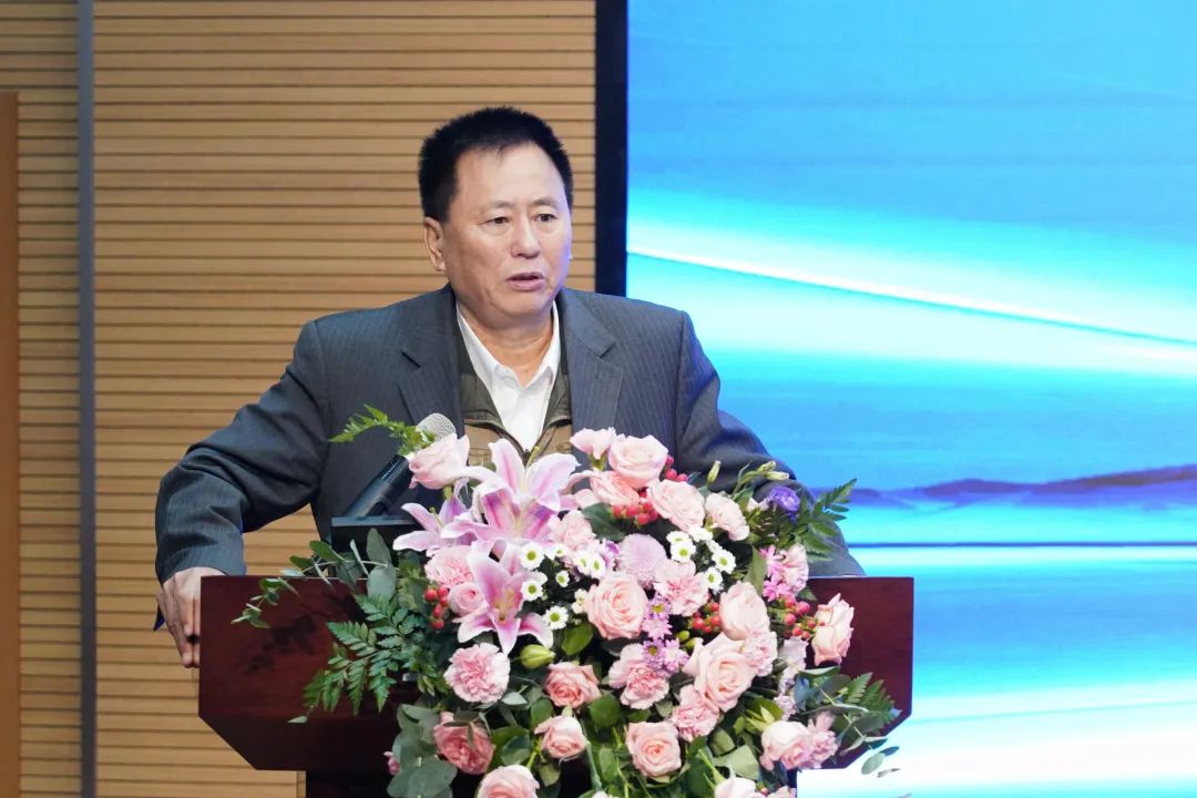 湖南省矿业协会第二届一次会员代表大会暨第二届一次理事会在星际官网注册智能顺利召开