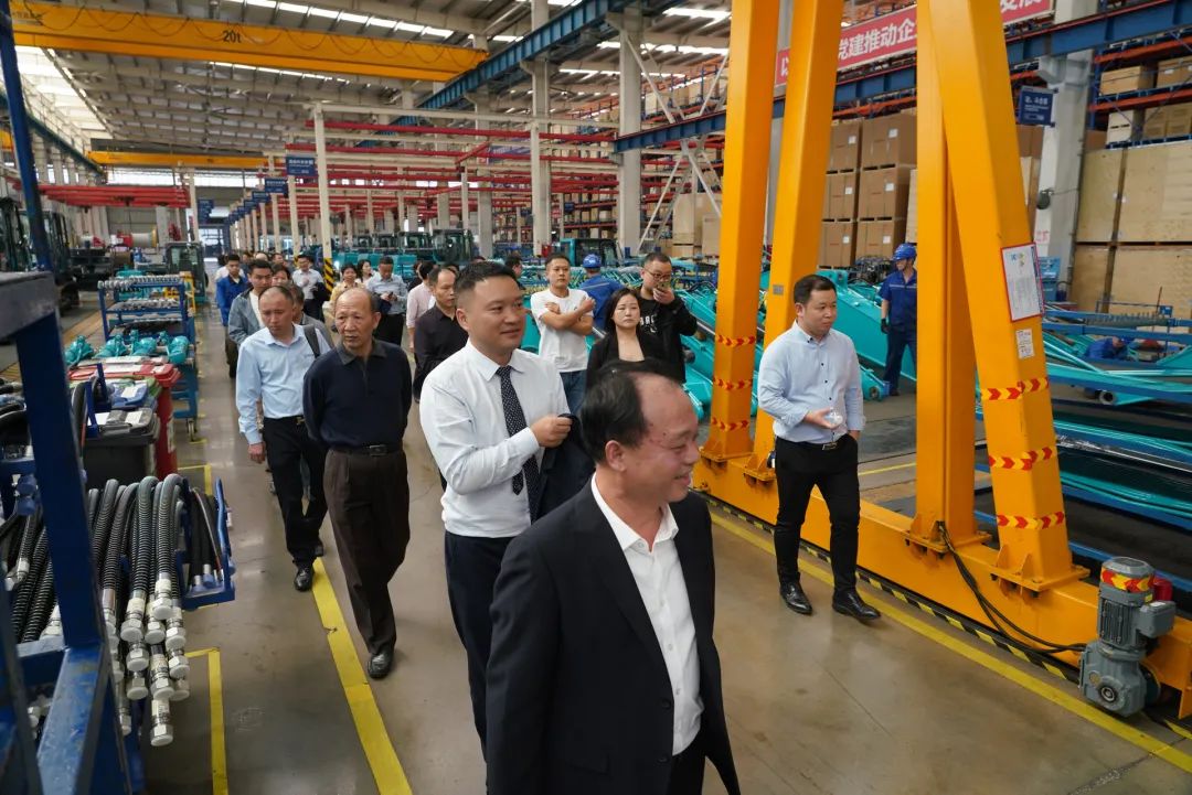 湖南省矿业协会第二届一次会员代表大会暨第二届一次理事会在星际官网注册智能顺利召开