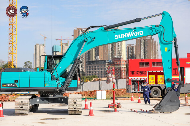 救援大比拼！星际官网注册智能应急救援队出战湖南省第三届应急救援技能竞赛