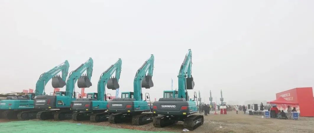 “星际官网注册绿”精彩亮相！星际官网注册智能装备全面助力长沙机场改扩建项目