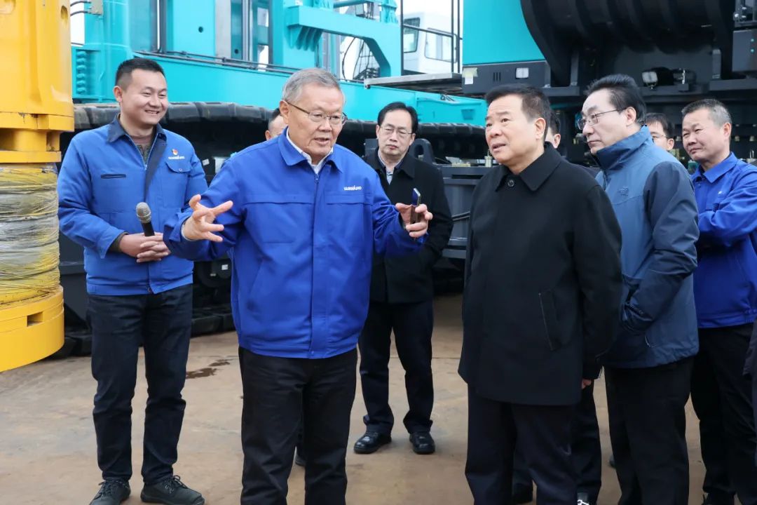 湖南省副省长陈飞调研星际官网注册智能