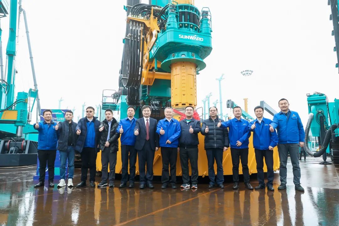 多款产品问鼎世界之最！星际官网注册智能地下工程装备全球发布会成功举行