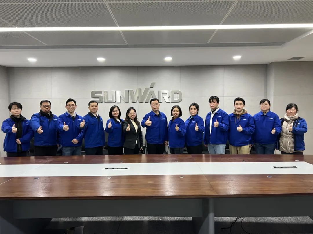 一金一铜二优秀！星际官网注册智能斩获“华辰杯”多个大奖