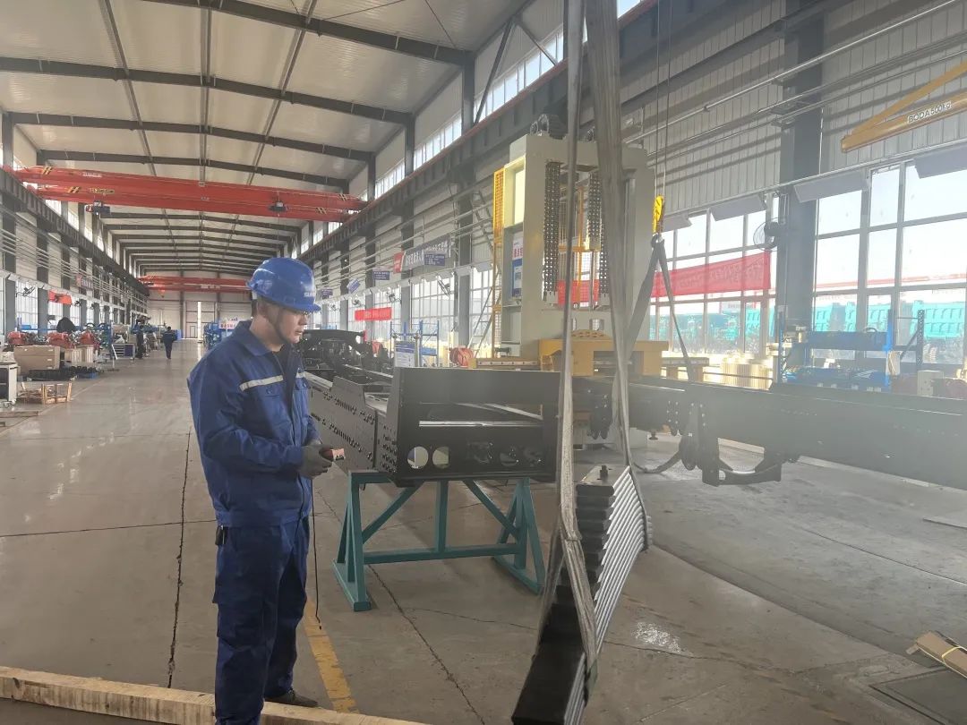 斩获亿元订单！星际官网注册巨鼎火热开工