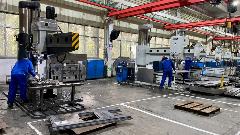 铆足“虎”劲加油干！星际官网注册智能掀起复工复产热潮