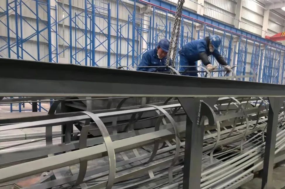 铆足“虎”劲加油干！星际官网注册智能掀起复工复产热潮