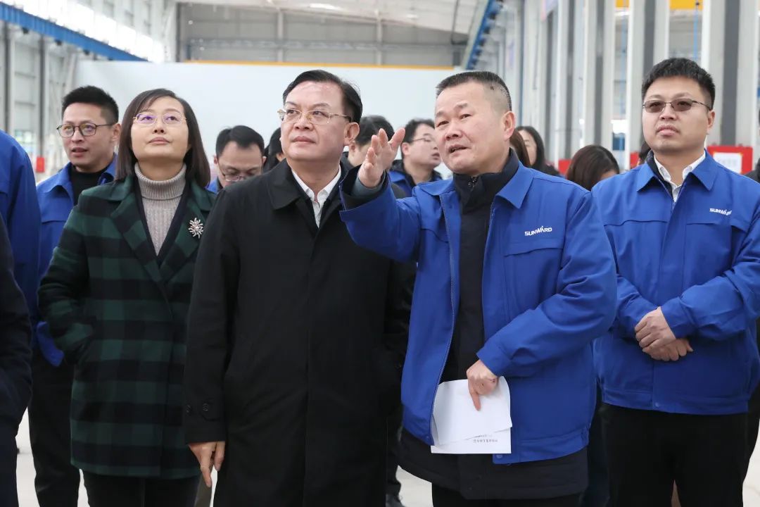 沈裕谋调研星际官网注册智能