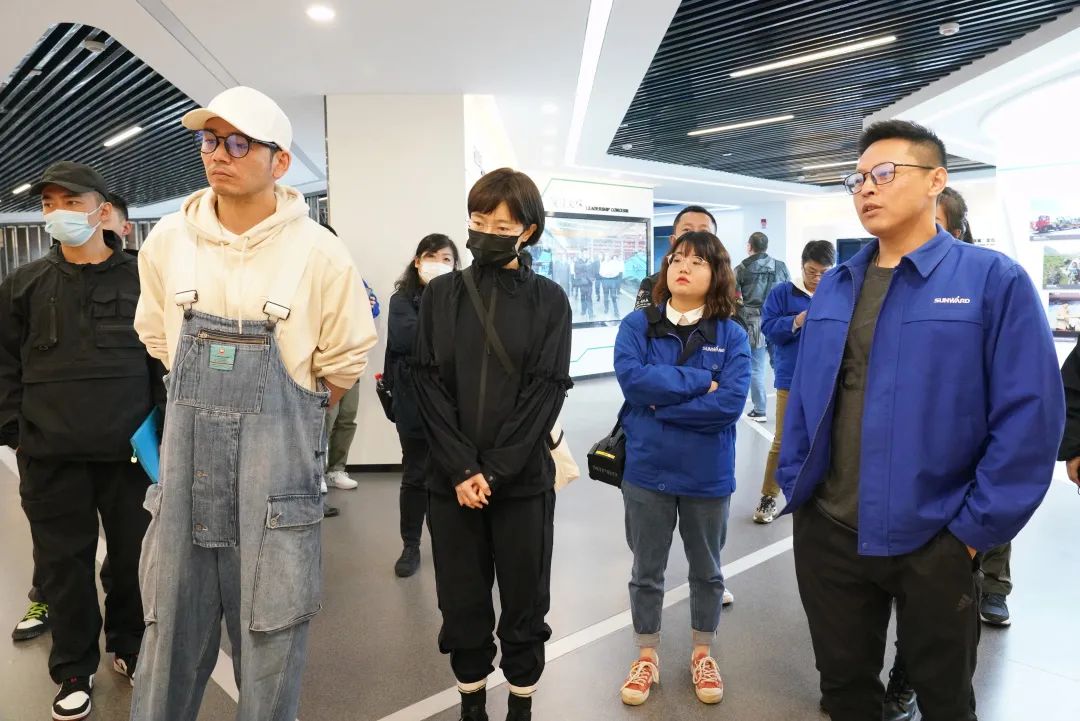 硬实力+软名片！星际官网注册智能协拍电视剧《重中之重》开机