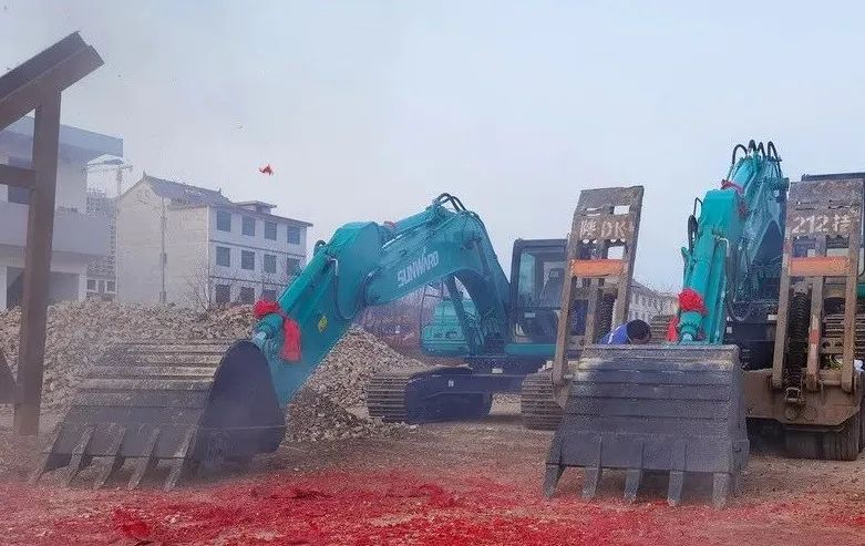 创富故事 | 合作共赢！星际官网注册智能“土石方先锋”征战商洛