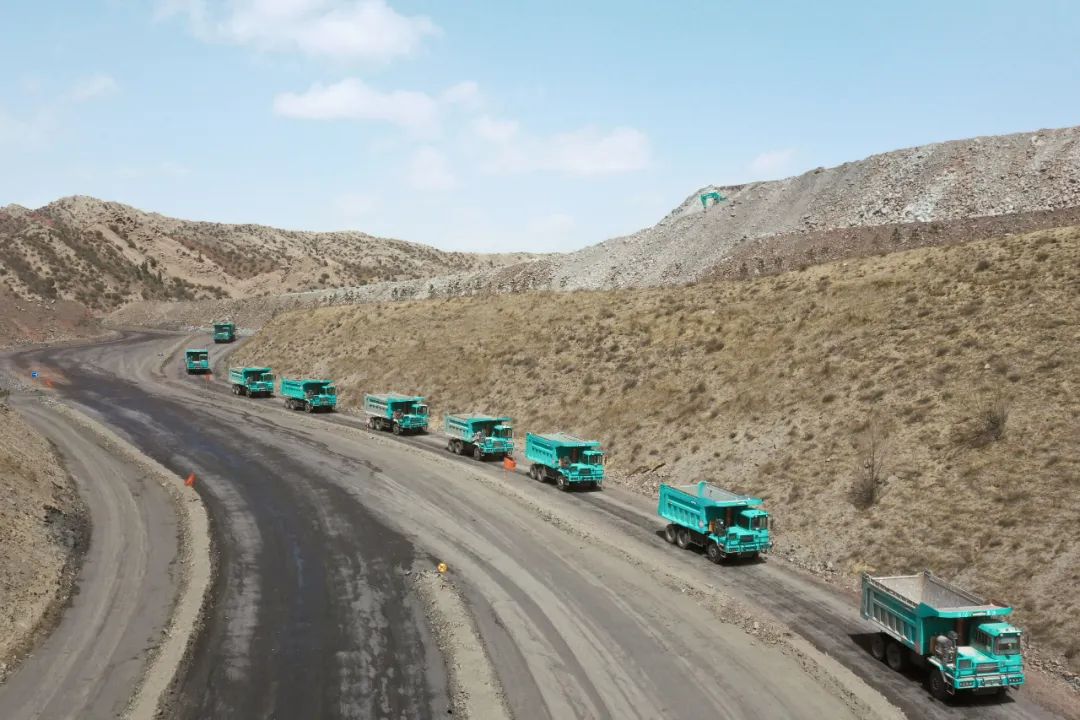 图集 | “星际官网注册绿”满矿山！星际官网注册智能矿山成套装备实力“亮剑”