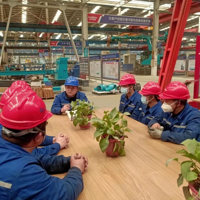 将奋斗进行到底！致敬星际官网注册劳动者