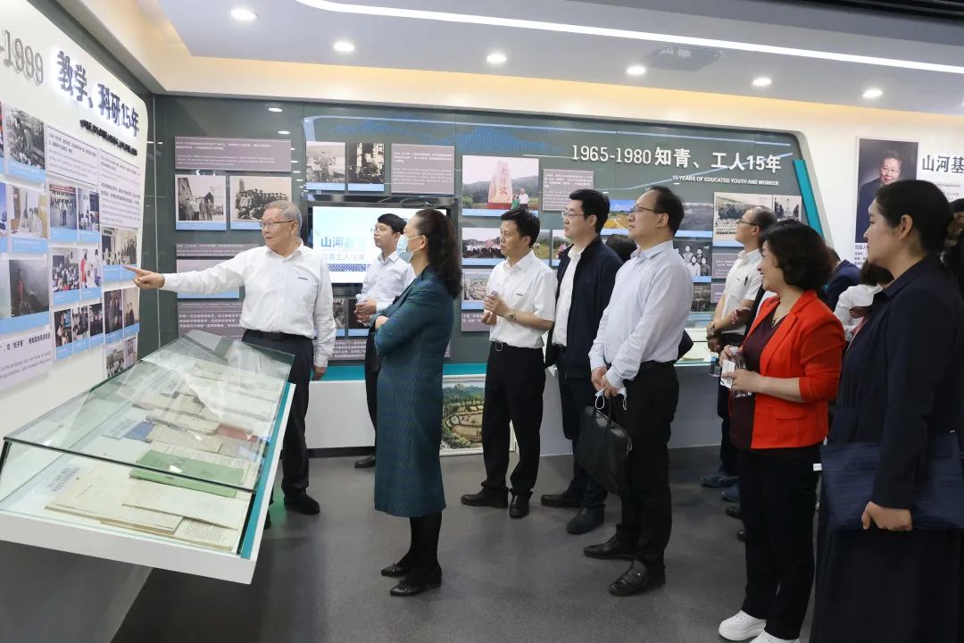 深化产学研合作！中南大学校长、中国工程院院士田红旗率团拜访星际官网注册智能