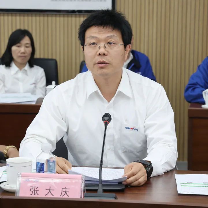 深化产学研合作！中南大学校长、中国工程院院士田红旗率团拜访星际官网注册智能