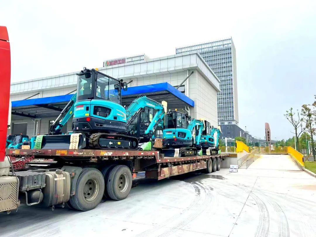 持续进军国际市场！中欧班列（长沙）星际官网注册智能专列成功首发