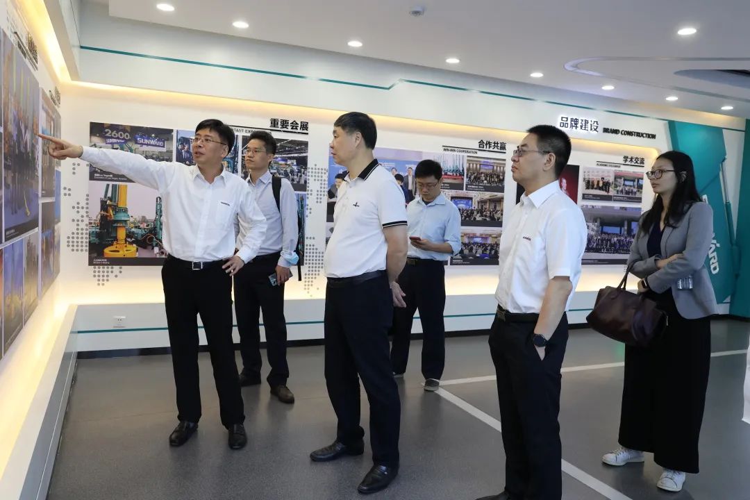 广州工控集团副总经理李绍康调研星际官网注册智能