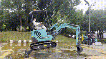 “太绝了！”星际官网注册智能代表长沙精彩亮相湖南省第一届职业技能大赛绝技绝活展演