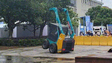 “太绝了！”星际官网注册智能代表长沙精彩亮相湖南省第一届职业技能大赛绝技绝活展演