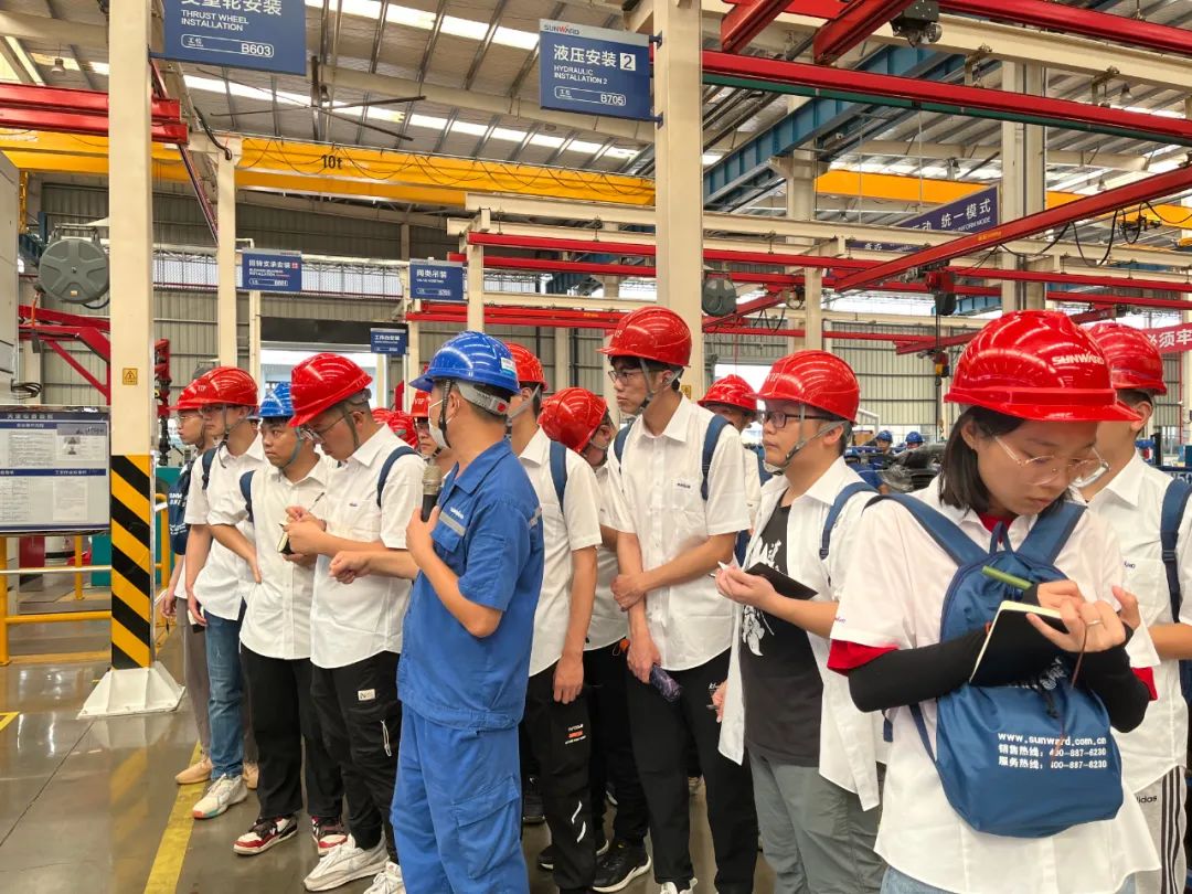 校招 | 盛夏七月，这群“向着太阳奔跑”的少年来星际官网注册智能啦！