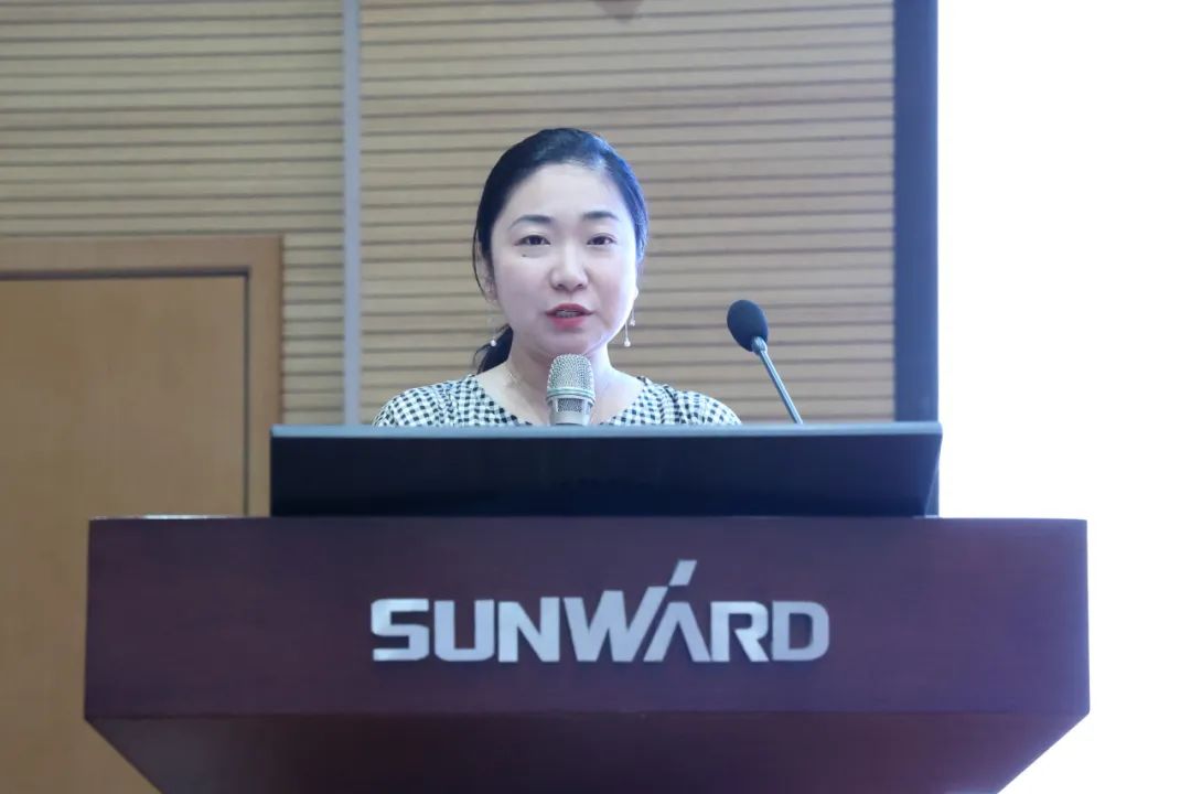 缤纷“暑”假，不负所“托”！星际官网注册智能职工子女暑期托管班结业啦