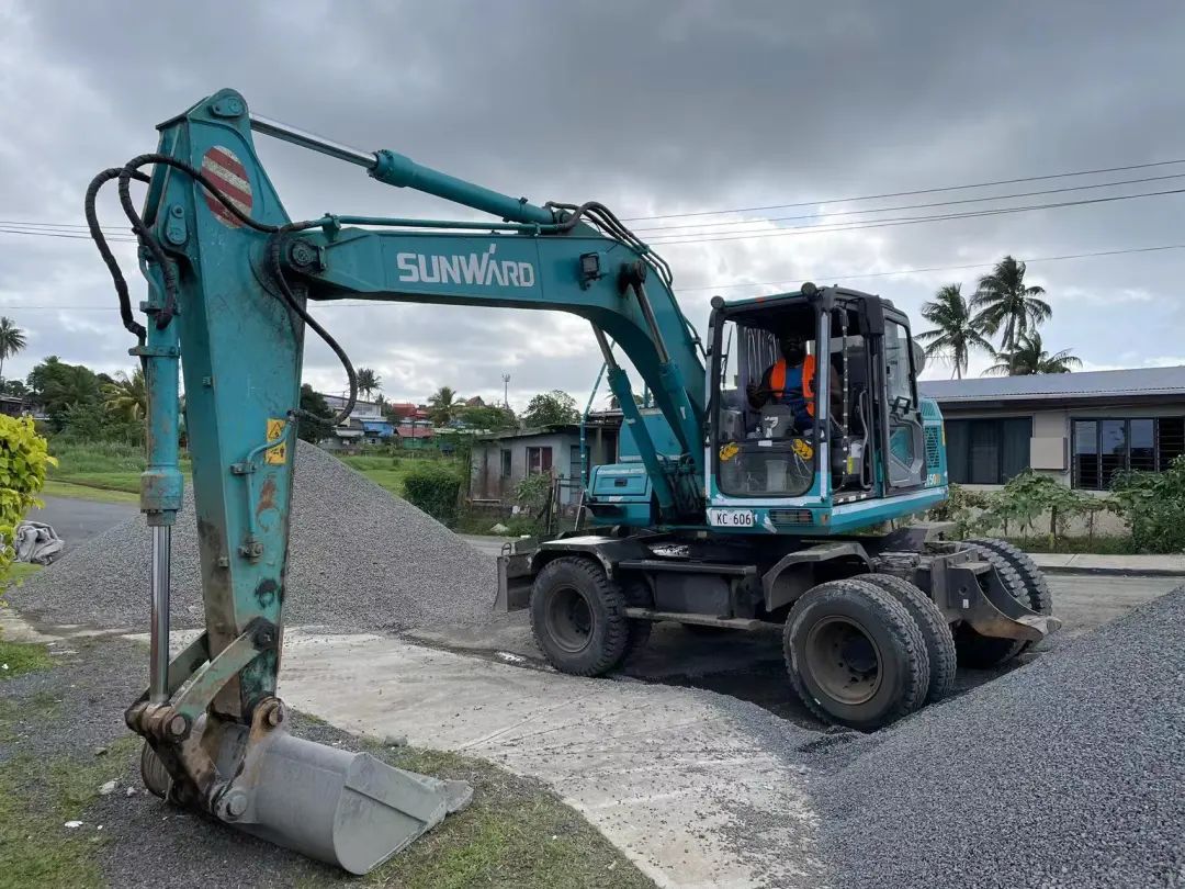 “星际官网注册绿”迈向南太平洋岛，星际官网注册智能轮挖助力斐济基础设施建设