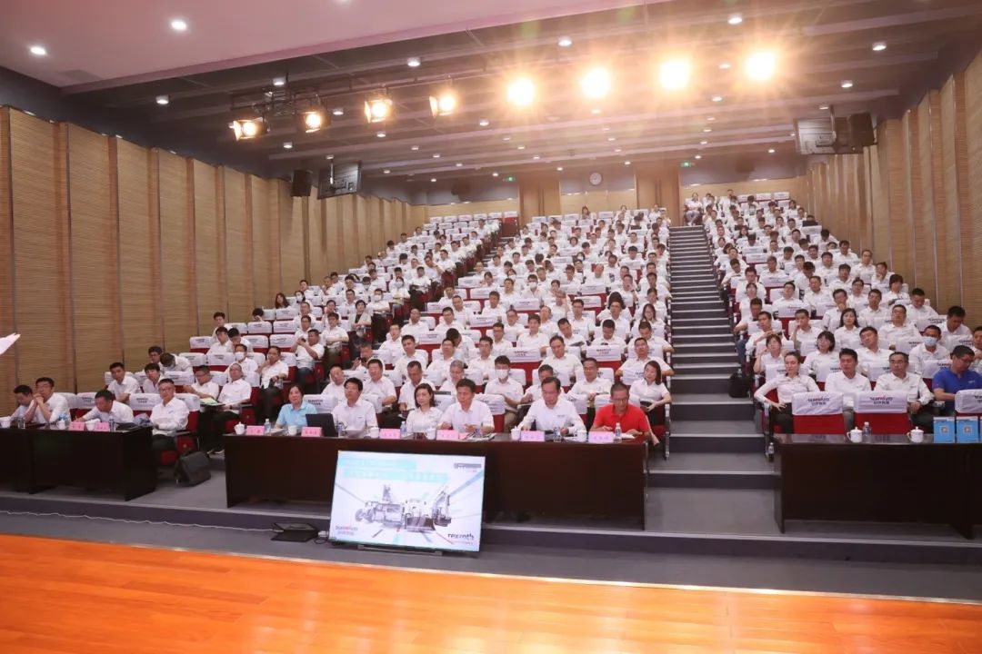 科技引领，智行未来！博世力士乐创新高峰论坛在星际官网注册智能举行